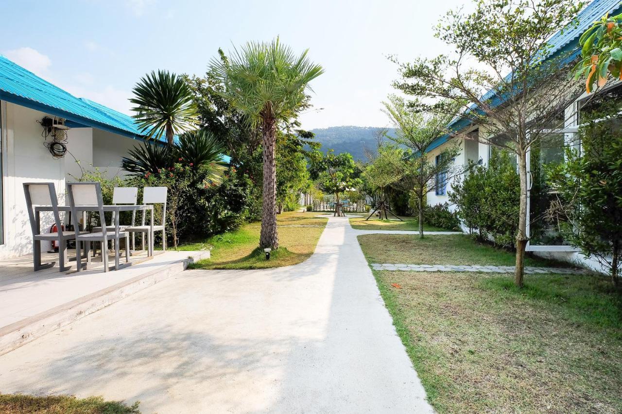March Samui Resort Mae Nam Esterno foto
